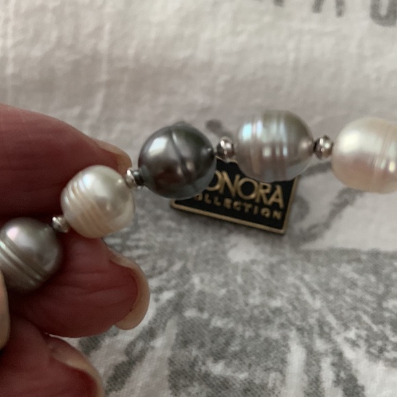Honora Collection Pearl cuff bracelet - Picture 6 of 11